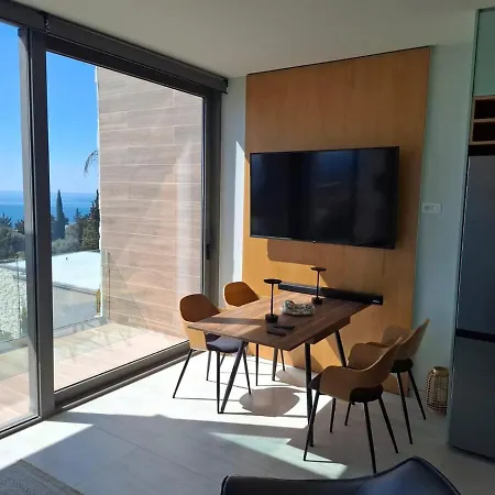 Sunset View Apartment, Olea Drymades *